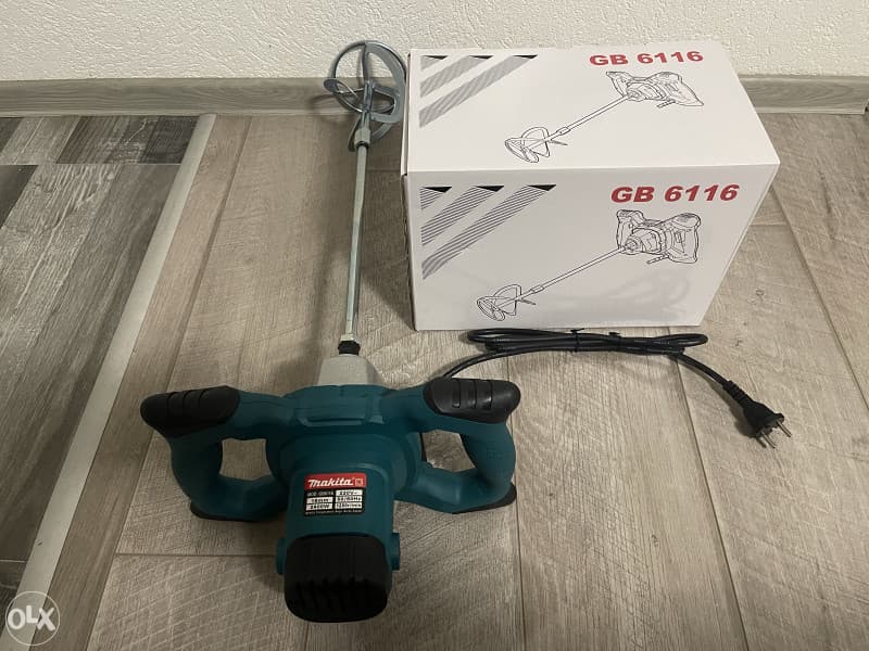 Mikser MAKITA 2800W / za ljepilo, beton, boju, gips 2