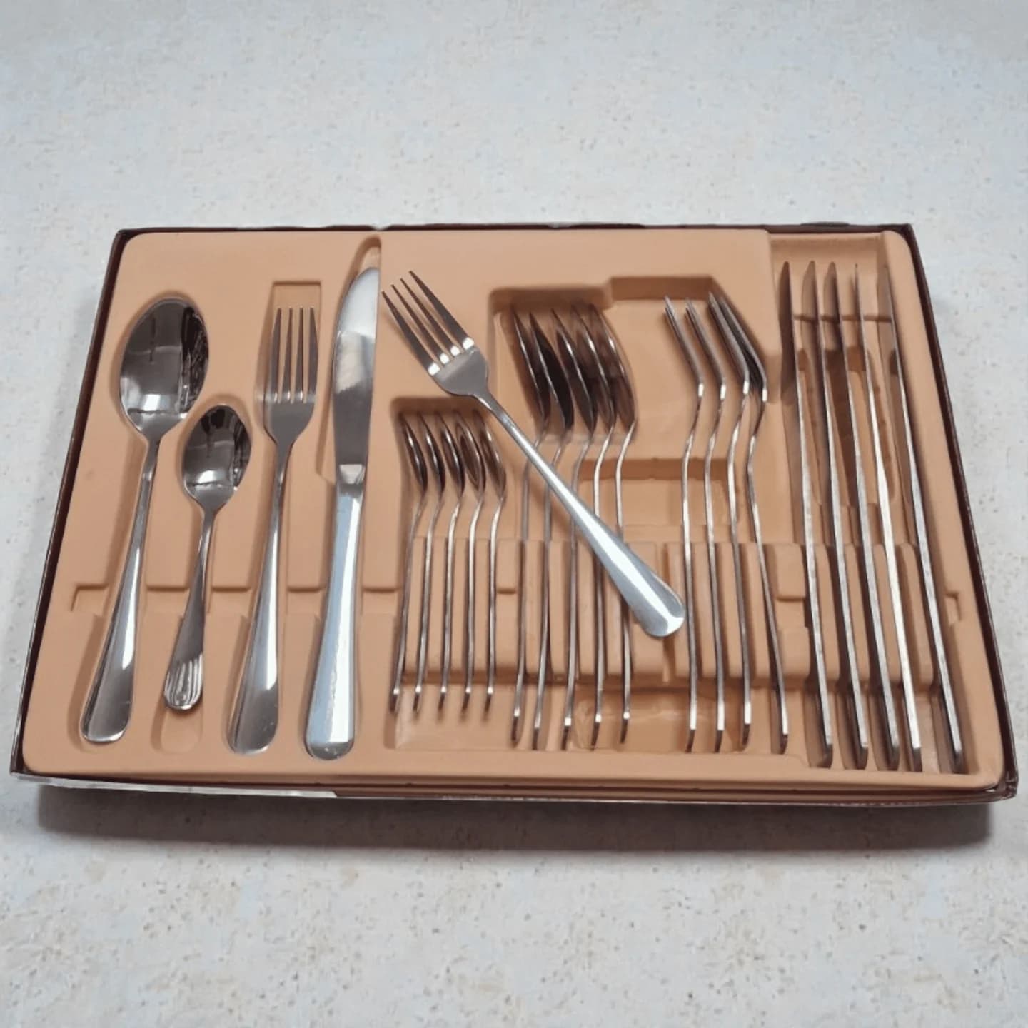 24-dijelni set escajga "ELEGANTE" 3